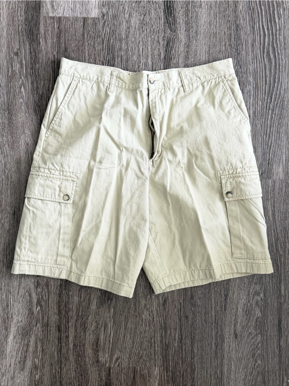 Covington Light Tan Cargo Shorts